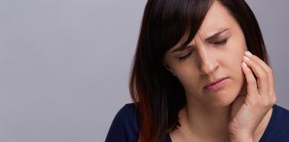 Regreso a clases y al trabajo: cómo impacta el estrés en la salud dental