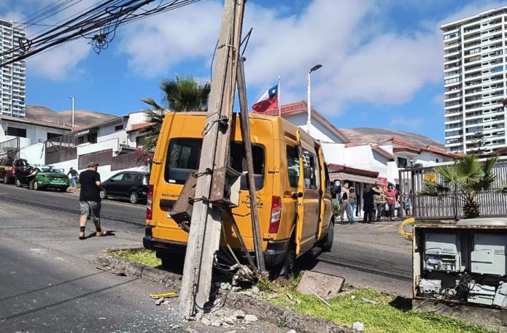 Postes chocados alcanzan nuevo récord en 2025: Más de 10 accidentes al día