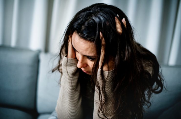 Más ansiedad, menos recursos: El desafío pendiente de la salud mental en Chile
